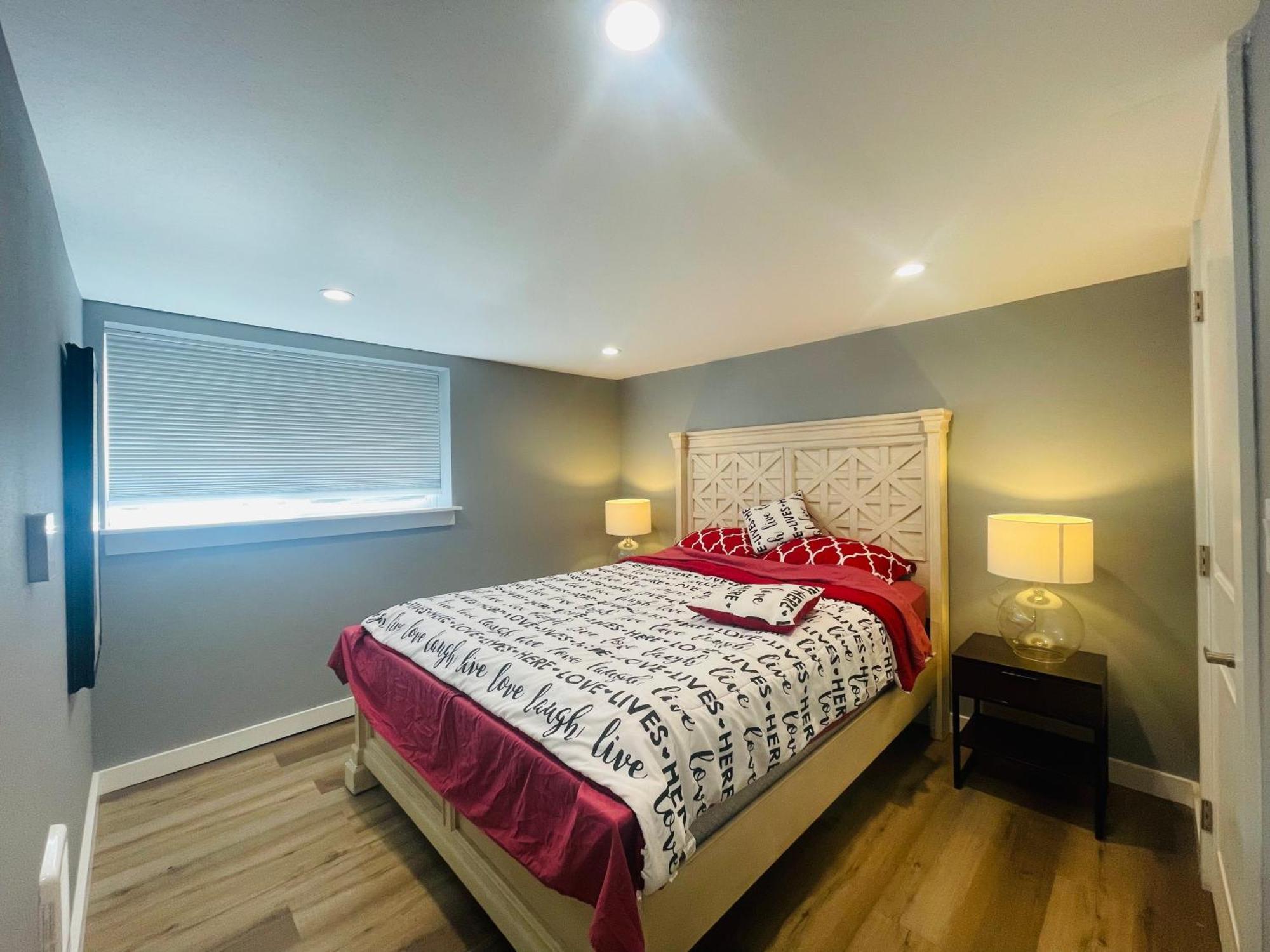 Green Lake 1St Line Home D Full Modern Remodeled 西雅图 外观 照片